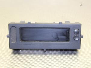 Gebruikte Display Interieur Renault Kangoo Express (FW) 1.5 dCi 70 Prijs € 34,00 Margeregeling aangeboden door Gebr Opdam B.V.