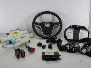 Gebruikte Airbag Set + Module Opel Astra J (PC6/PD6/PE6/PF6) Prijs op aanvraag aangeboden door Gebr Opdam B.V.