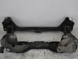 Gebruikte Subframe Mercedes C Sportcoupé (C203) 2.3 C-230K 16V Prijs € 68,00 Margeregeling aangeboden door Gebr Opdam B.V.