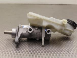 Gebruikte Hoofdremcilinder Volvo V40 (MV) 1.6 D2 Prijs € 42,00 Margeregeling aangeboden door Gebr Opdam B.V.