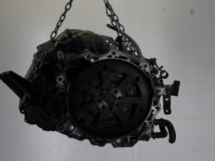 Gebruikte Automaatbak Renault Espace (JK) 3.0 dCi V6 24V Prijs € 298,00 Margeregeling aangeboden door Gebr Opdam B.V.