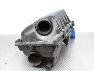 Gebruikte Luchtfilterhuis Fiat Croma (194) 2.2 MPI 16V Prijs op aanvraag aangeboden door Gebr Opdam B.V.