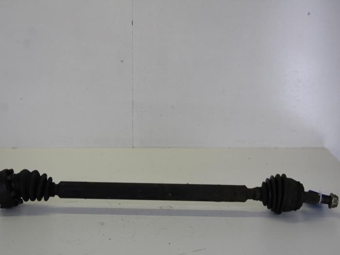 Gebruikte Steekas rechts-voor Volkswagen Golf IV (1J1) 1.6 Prijs € 26,00 Margeregeling aangeboden door Gebr Opdam B.V.