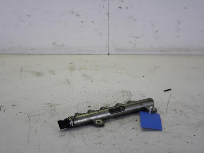 Gebruikte Brandstofdruk sensor Opel Zafira (M75) 1.9 CDTI Prijs op aanvraag aangeboden door Gebr Opdam B.V.