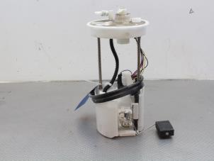 Gebruikte Benzinepomp Honda CR-Z (ZF1) 1.5 Hybrid 16V Prijs op aanvraag aangeboden door Gebr Opdam B.V.