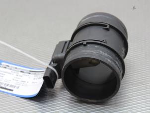 Gebruikte Luchthoeveelheidsmeter Mercedes E (W211) 4.0 E-420 CDI 32V Prijs op aanvraag aangeboden door Gebr Opdam B.V.