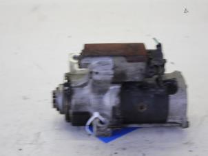 Gebruikte Startmotor Renault Espace (JK) 3.0 dCi V6 24V Grand Espace Prijs € 21,00 Margeregeling aangeboden door Gebr Opdam B.V.