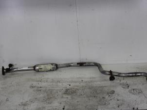 Gebruikte Uitlaat Middendemper Hyundai Accent II/Excel II/Pony 1.3i 12V Prijs € 17,00 Margeregeling aangeboden door Gebr Opdam B.V.