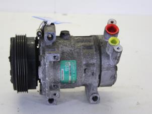 Gebruikte Aircopomp Renault Twingo (C06) 1.2 Prijs € 30,00 Margeregeling aangeboden door Gebr Opdam B.V.