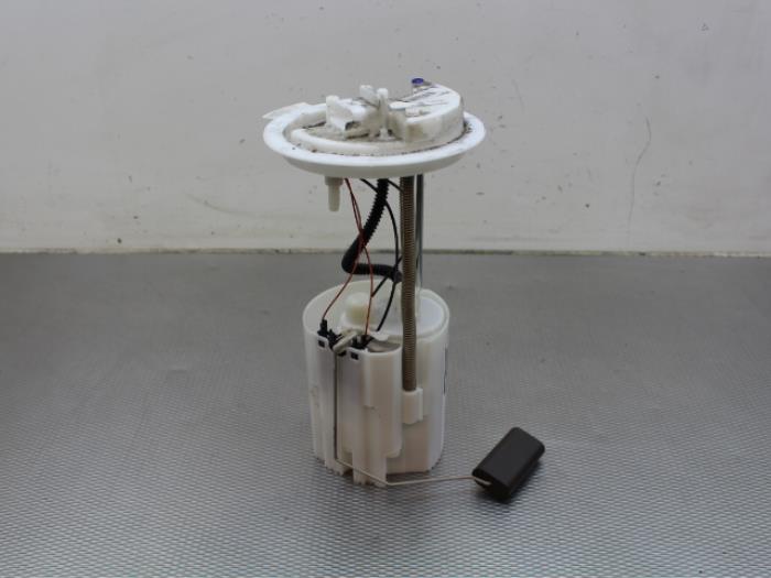 Gebruikte Benzinepomp Alfa Romeo Giulietta (940) 1.4 TB 16V MultiAir Prijs € 51,00 Margeregeling aangeboden door Gebr Opdam B.V.