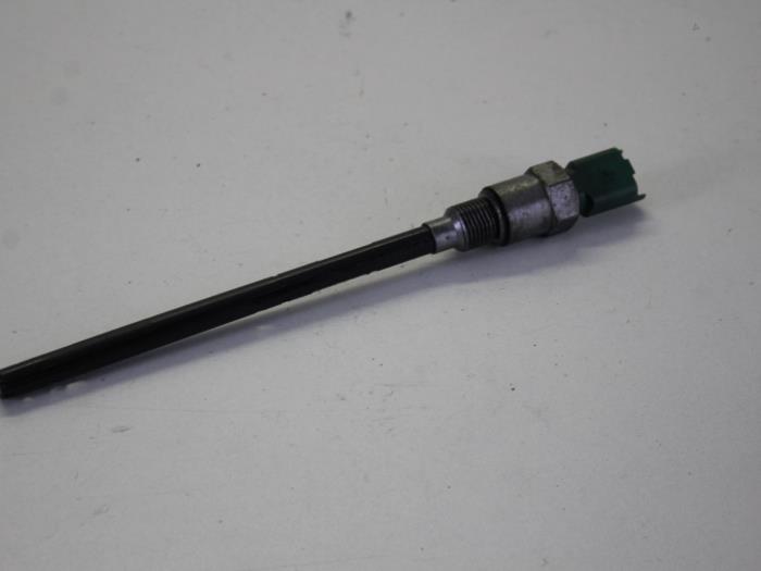 Gebruikte Olie niveau sensor Citroen C3 (SC) 1.6 HDi 92 Prijs op aanvraag aangeboden door Gebr Opdam B.V.