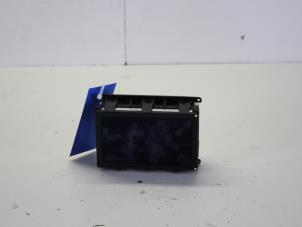 Gebruikte Display Interieur Opel Vectra C Caravan 2.0 Turbo 16V Prijs op aanvraag aangeboden door Gebr Opdam B.V.