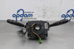 Gebruikte Combischakelaar Stuurkolom Peugeot 207/207+ (WA/WC/WM) 1.4 16V Prijs op aanvraag aangeboden door Gebr Opdam B.V.