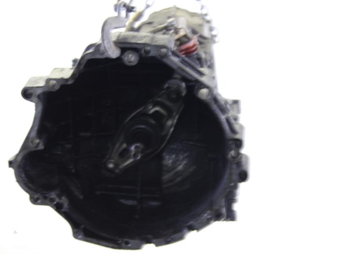 Gebruikte Versnellingsbak Audi A4 Avant (B6) Prijs € 255,00 Margeregeling aangeboden door Gebr Opdam B.V.