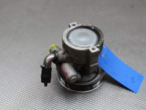 Gebruikte Pomp Servo Opel Combo 1.3 CDTI 16V ecoFlex Prijs € 42,00 Margeregeling aangeboden door Gebr Opdam B.V.