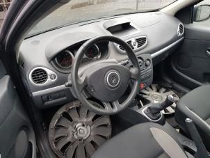 Gebruikte Airbag Set + Module Renault Clio III (BR/CR) 1.5 dCi FAP Prijs € 250,00 Margeregeling aangeboden door Gebr Opdam B.V.