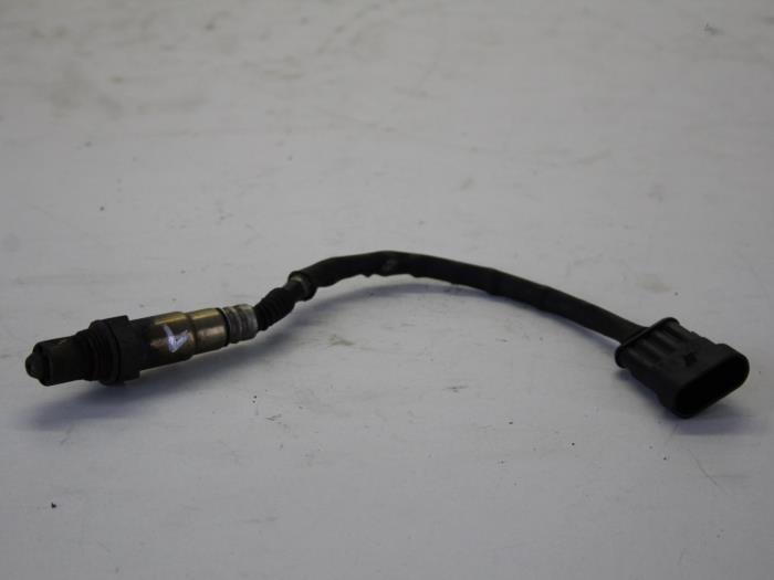 Lambda Sonde van een Alfa Romeo 147 (937) 1.6 Twin Spark 16V 2003