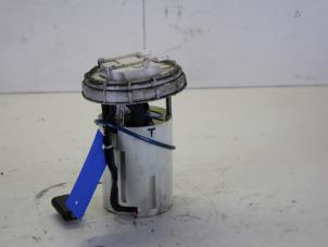 Gebruikte Tank element Pomp Alfa Romeo 147 (937) 1.9 JTDM Prijs € 26,00 Margeregeling aangeboden door Gebr Opdam B.V.