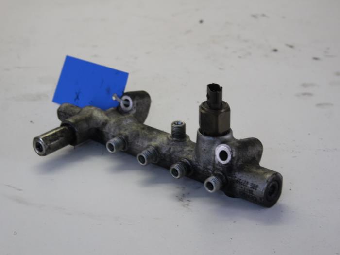 Gebruikte Brandstofdruk sensor Opel Meriva (A) 1.7 CDTI 16V Prijs op aanvraag aangeboden door Gebr Opdam B.V.