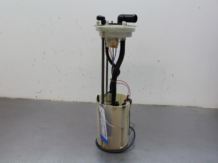 Gebruikte Tank element Pomp Fiat Ducato (250) 3.0 D 160 Multijet Power Prijs op aanvraag aangeboden door Gebr Opdam B.V.