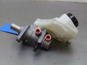 Gebruikte Hoofdremcilinder Volvo V60 I (FW/GW) 2.0 D3 20V Prijs op aanvraag aangeboden door Gebr Opdam B.V.