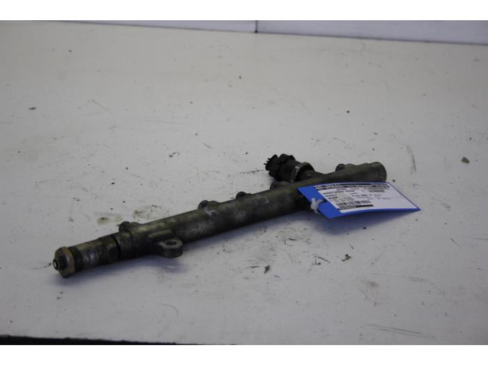 Gebruikte Druksensor Renault Megane II (BM/CM) 1.9 dCi 120 Prijs € 26,00 Margeregeling aangeboden door Gebr Opdam B.V.