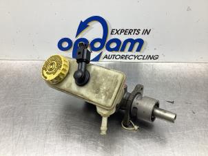 Gebruikte Hoofdremcilinder Volkswagen Polo III (6N2) 1.4 16V 75 Prijs € 17,00 Margeregeling aangeboden door Gebr Opdam B.V.