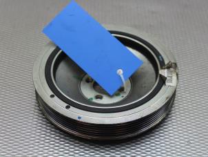 Gebruikte Poelie Krukas Alfa Romeo Giulietta (940) 1.6 JTDm 16V Prijs op aanvraag aangeboden door Gebr Opdam B.V.