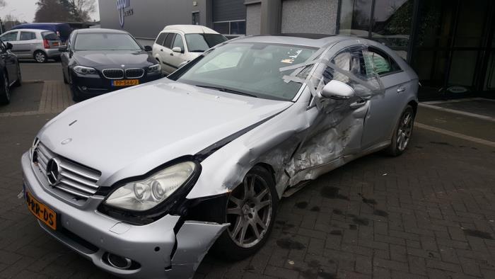Gebruikte Motor Mercedes CLS (C219) 500 5.0 V8 24V Prijs € 3.188,00 Margeregeling aangeboden door Gebr Opdam B.V.