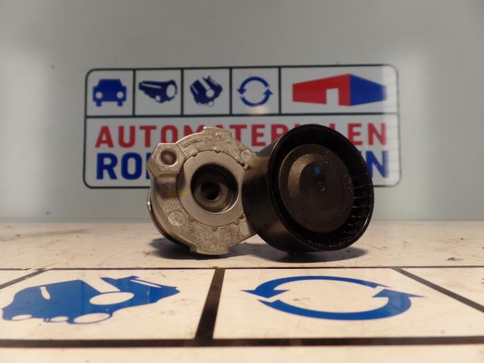 Gebruikte Spanner multiriem Renault Captur I (2R) 1.2 TCE 16V EDC Prijs € 20,00 Margeregeling aangeboden door Automaterialen Ronald Morien B.V.