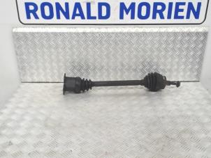 Gebruikte Steekas links-achter Audi S4 (B7) S4.2 V8 40V Prijs € 49,00 Margeregeling aangeboden door Automaterialen Ronald Morien B.V.