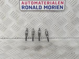 Gebruikte Diversen Volkswagen Transporter/Caravelle T4 1.9 TD Caravelle Prijs € 20,00 Margeregeling aangeboden door Automaterialen Ronald Morien B.V.