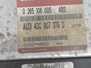 Computer ABS van een Audi A6 (C4) 2.6 V6 Quattro 1995