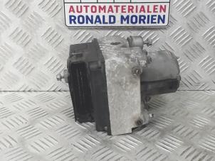 Gebruikte ABS Pomp Audi A6 (C4) 2.6 V6 Quattro Prijs € 29,00 Margeregeling aangeboden door Automaterialen Ronald Morien B.V.