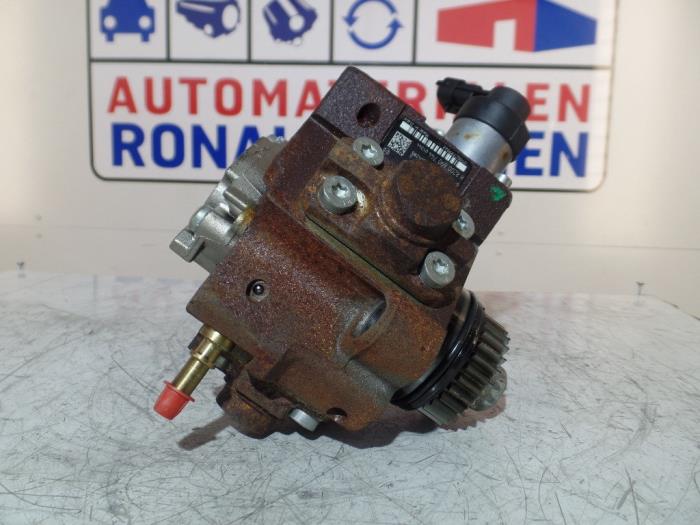 Gebruikte Dieselpomp Renault Koleos I 2.0 dCi 16V 4x4 Prijs € 89,00 Margeregeling aangeboden door Automaterialen Ronald Morien B.V.