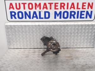 Gebruikte Fusee rechts-voor Ford Focus 3 Wagon 1.0 Ti-VCT EcoBoost 12V 125 Prijs € 65,00 Margeregeling aangeboden door Automaterialen Ronald Morien B.V.