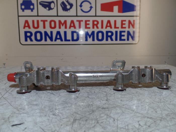 Common rail (Injectie) van een Renault Megane III Berline (BZ) 1.2 16V TCE 115 2015