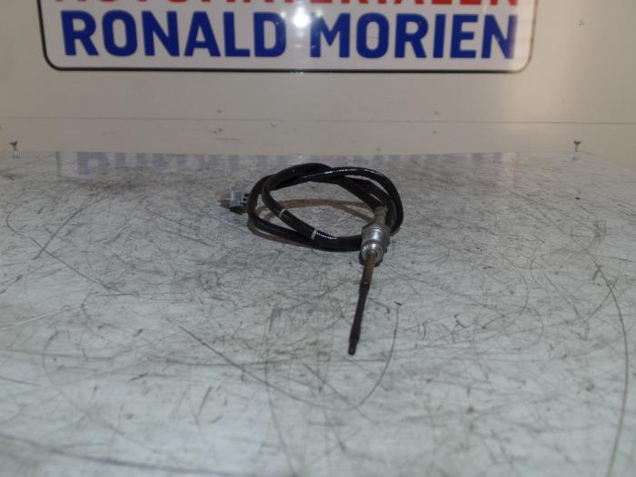 Gebruikte Uitlaat temperatuursensor Opel Vivaro 1.6 CDTI 115 Prijs € 45,00 Inclusief btw aangeboden door Automaterialen Ronald Morien B.V.