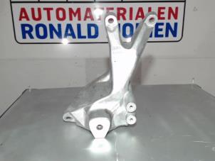 Gebruikte Motorrubber Audi A8 (D4) 4.2 TDI V8 32V Quattro Prijs € 30,25 Inclusief btw aangeboden door Automaterialen Ronald Morien B.V.