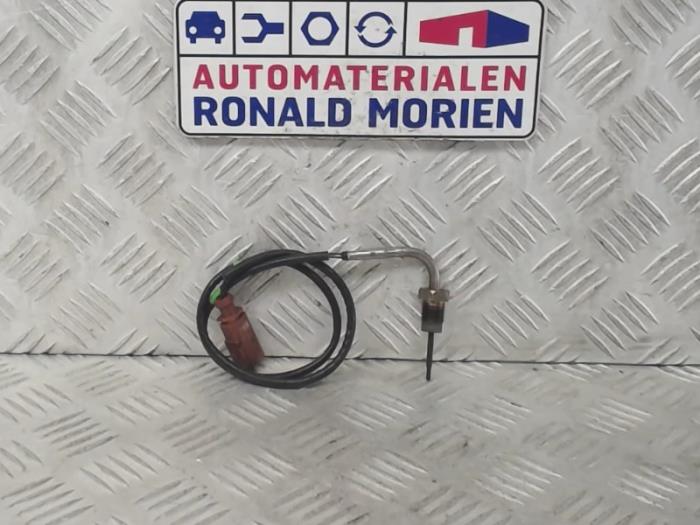 Uitlaat temperatuursensor van een Volkswagen Sharan (7N) 2.0 TDI 16V 4Motion 2015