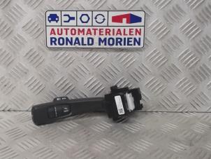 Gebruikte Schakelaar Richtingaanwijzer Volvo XC60 I (DZ) 2.4 D5 20V 220 AWD Prijs € 29,00 Margeregeling aangeboden door Automaterialen Ronald Morien B.V.