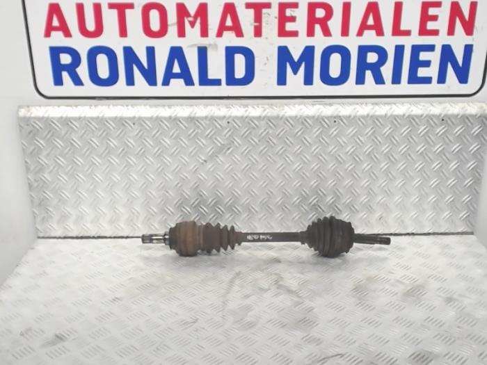 Gebruikte Steekas links-voor Opel Astra F (56/57) 1.4i GL/GLS Prijs € 19,00 Margeregeling aangeboden door Automaterialen Ronald Morien B.V.