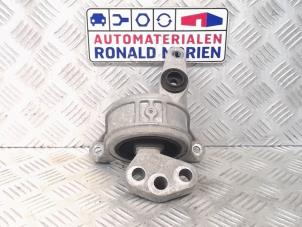 Gebruikte Motorrubber Opel Meriva 1.7 CDTI 16V Prijs € 45,00 Margeregeling aangeboden door Automaterialen Ronald Morien B.V.