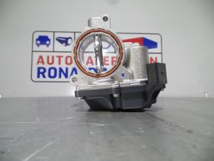 Nieuwe Gasklephuis Audi A8 (D4) 4.2 TDI V8 32V Quattro Prijs € 151,25 Inclusief btw aangeboden door Automaterialen Ronald Morien B.V.