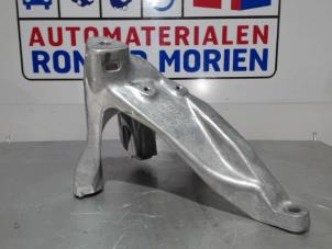 Nieuwe Motorrubber Audi A8 (D4) 4.2 TDI V8 32V Quattro Prijs € 30,25 Inclusief btw aangeboden door Automaterialen Ronald Morien B.V.