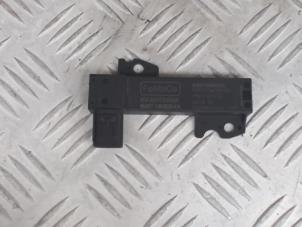 Gebruikte Antenne (diversen) Volvo V60 I (FW/GW) 2.4 D4 20V AWD Prijs € 12,50 Margeregeling aangeboden door Automaterialen Ronald Morien B.V.