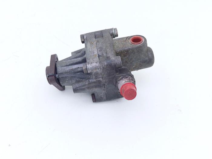 Gebruikte Servopomp Audi A4 (B5) 1.6 Prijs € 25,00 Margeregeling aangeboden door Automaterialen Ronald Morien B.V.