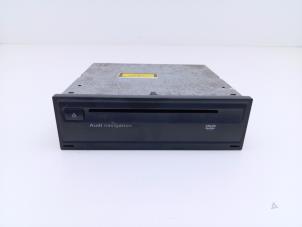 Gebruikte Navigatie computer Audi A6 Quattro (C6) 3.0 TDI V6 24V Prijs € 65,00 Margeregeling aangeboden door Automaterialen Ronald Morien B.V.