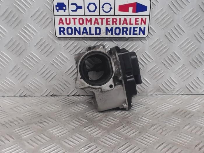 Gebruikte EGR Klep Volkswagen Passat Variant (3C5) 2.0 TDI 16V 140 Prijs € 65,00 Margeregeling aangeboden door Automaterialen Ronald Morien B.V.