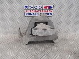 Gebruikte Motorrubber Opel Astra J (PC6/PD6/PE6/PF6) 1.4 16V ecoFLEX Prijs € 49,00 Margeregeling aangeboden door Automaterialen Ronald Morien B.V.